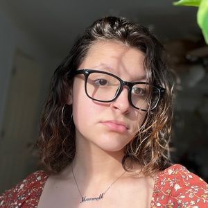 Meet your Posher, Maddy